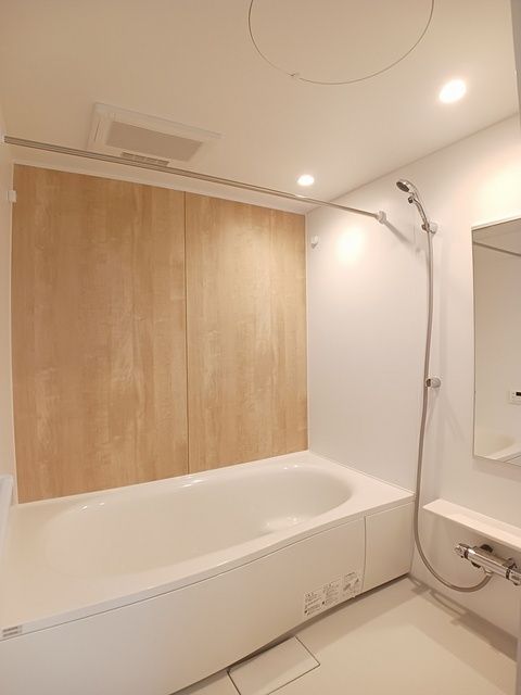 カーサ シトラス仏生山Iの風呂写真