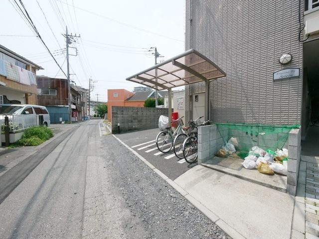 アンプルール フェール Sereinの外観写真