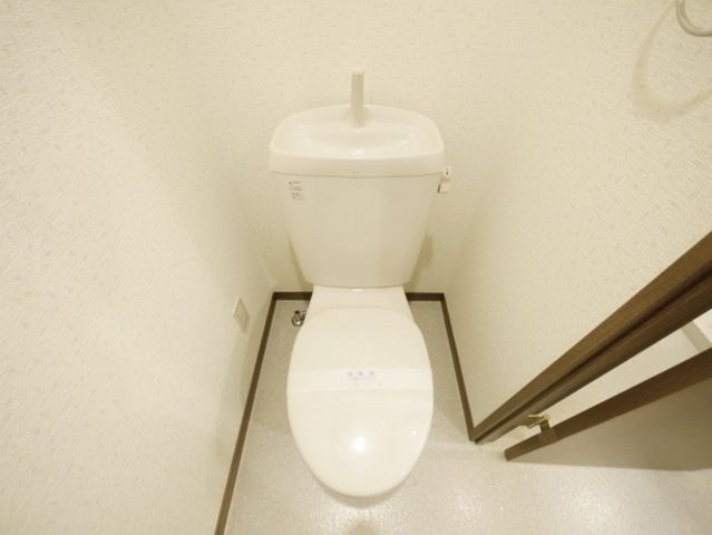 アンプルール フェール Sereinのトイレ写真