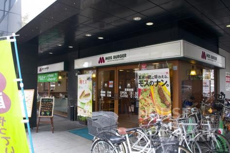 飲食店　モスバーガー（飲食店）まで88m