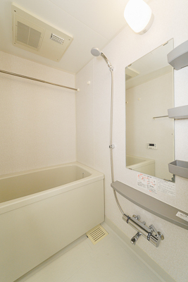 バス・シャワールーム　※写真は同タイプ住戸です。