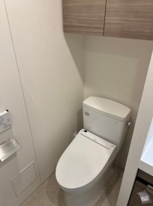 トイレ　別号室参考写真