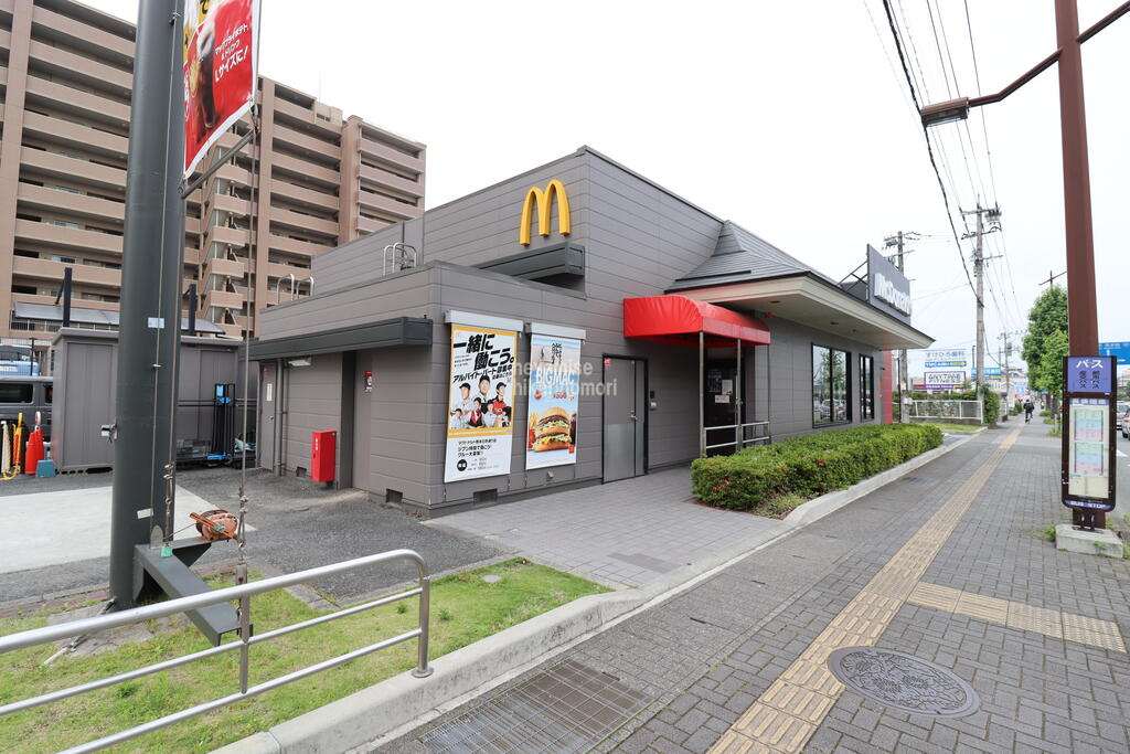 飲食店　マクドナルド熊本日赤通り店（飲食店）まで646m