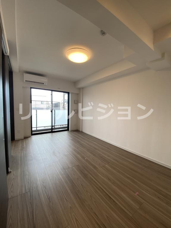 居室・リビング　他部屋参考写真です。