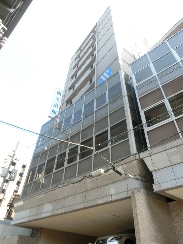 エリーな横川IIの建物外観