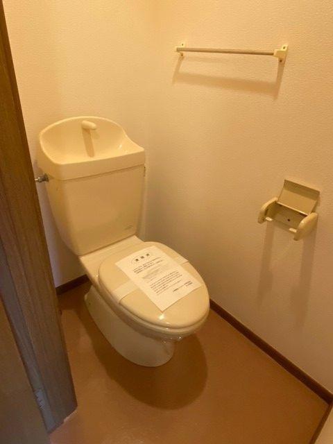 【フォンテーヌ　IIのトイレ】