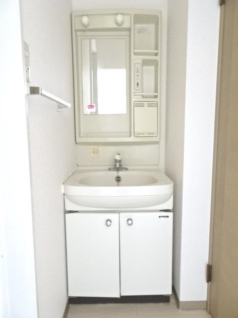 洗面設備　洗面化粧台