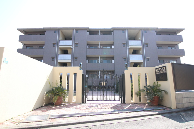 ＣｌａｓｓＧａｒｄｅｎ相模大野壱番館の建物外観