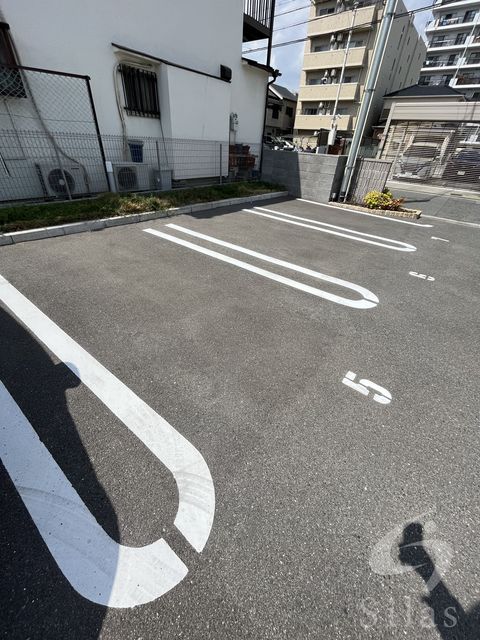 【ベルエールの駐車場】