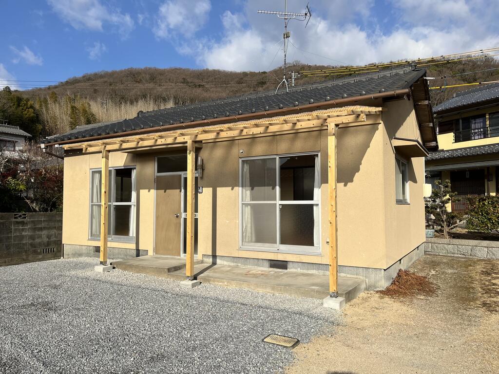 尾上平屋北棟の建物外観