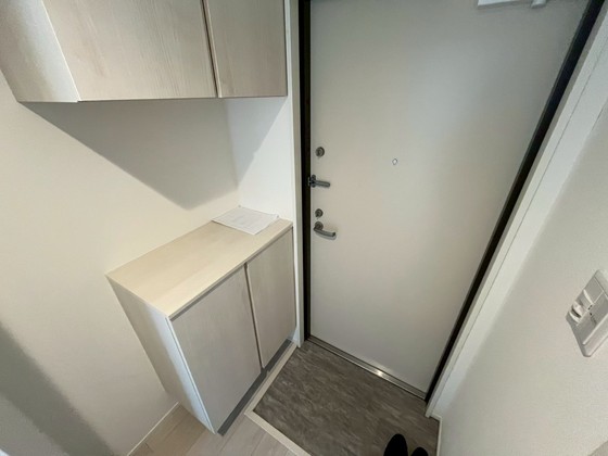 玄関　※別部屋の写真です