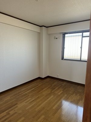 その他部屋・スペース　風通しも良い寝室です☆