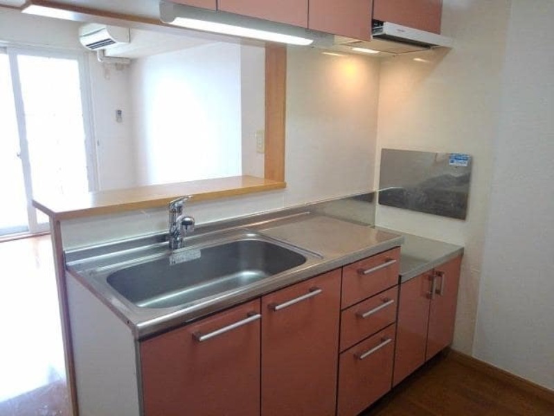 キッチン　図面と現状に相違がある場合には現状を優先