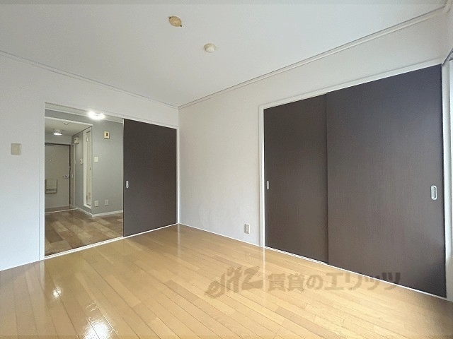 居室・リビング　洋室