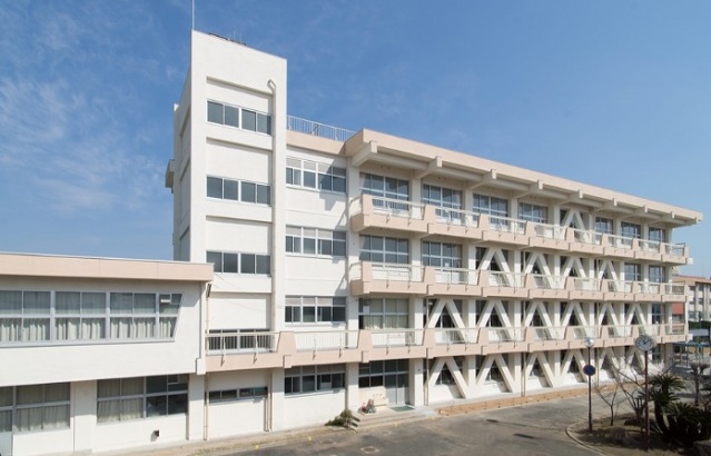 中学校　岡山市立福浜中学校（中学校）まで1190m