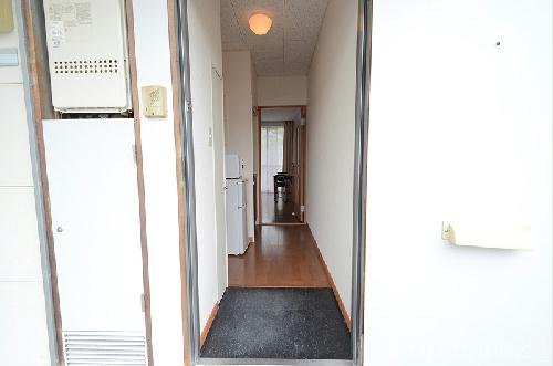 玄関　設備・仕様は号室により異なる為、現況を優先致します。