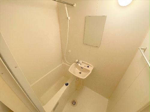 バス・シャワールーム　設備・仕様は号室により異なる為、現況を優先致します。