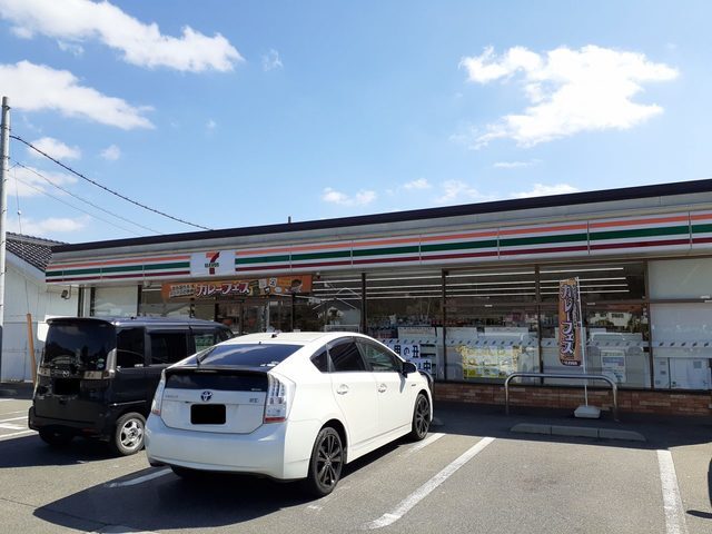 コンビニ　セブンイレブン　世羅甲山中央店（コンビニ）まで600m