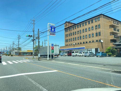 コンビニ　ローソン（コンビニ）まで1035m