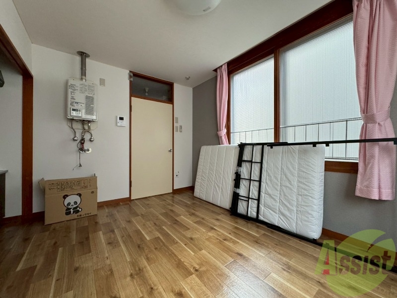 居室・リビング　広くてキレイなお部屋が広がっていて、充実した生活が送れそう。