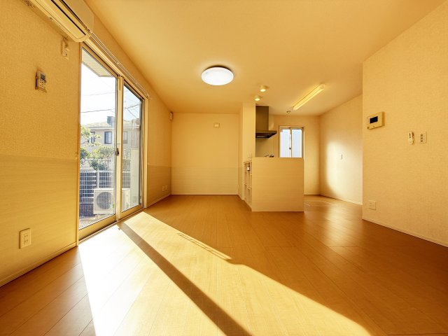 ＪＲ土讃線 円行寺口駅 徒歩12分 2階建 築13年の居間写真