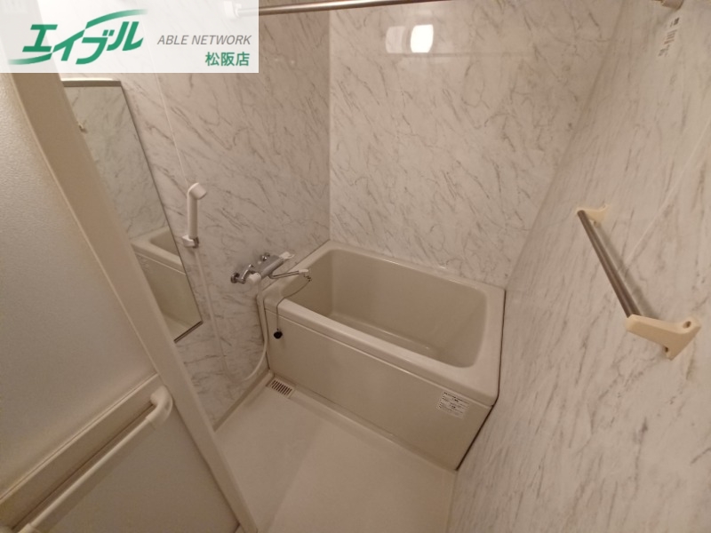 バス・シャワールーム　反転タイプ参考写真