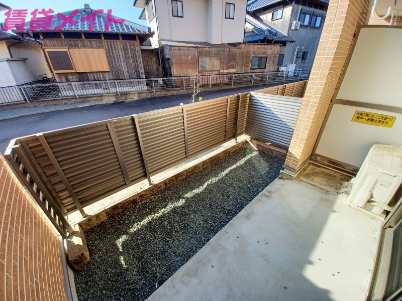 バルコニー　同物件別部屋のお写真です。