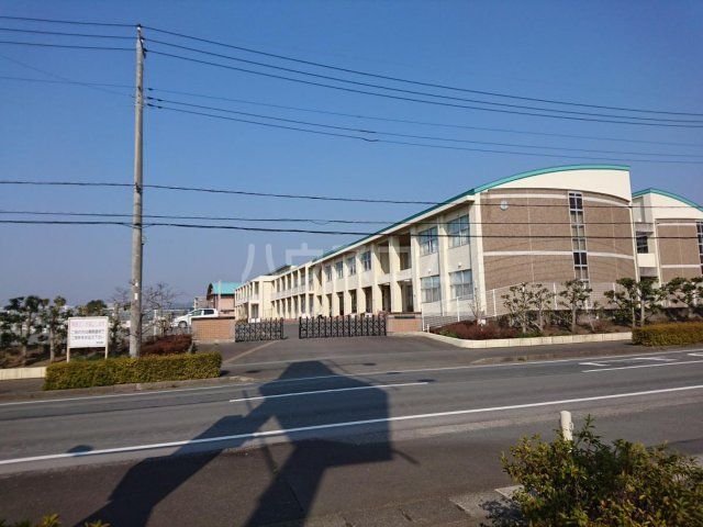 小学校　裾野市立南小学校（小学校）まで486m