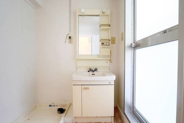 洗面設備　ビレッジハウスの同一物件・同一タイプの間取りの写真です