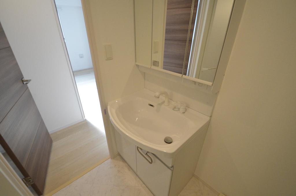 洗面設備　洗髪洗面化粧台