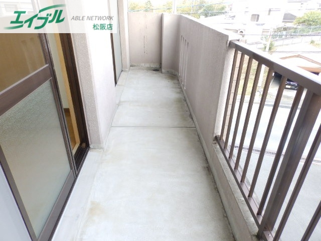 バルコニー　同物件別室写真