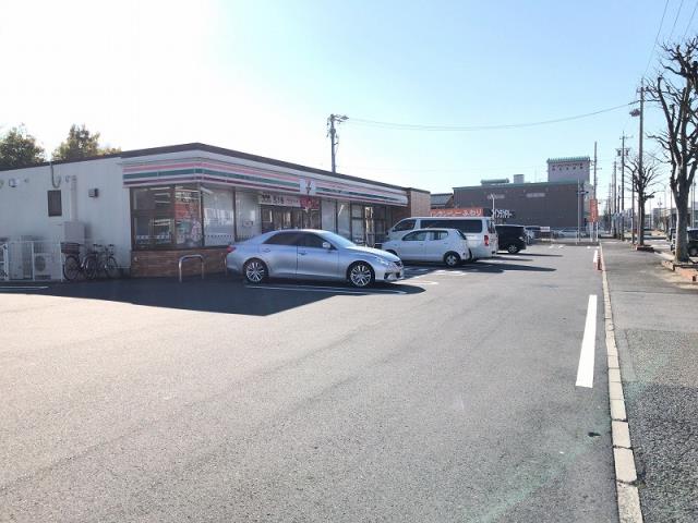 コンビニ　セブンイレブン（コンビニ）まで511m