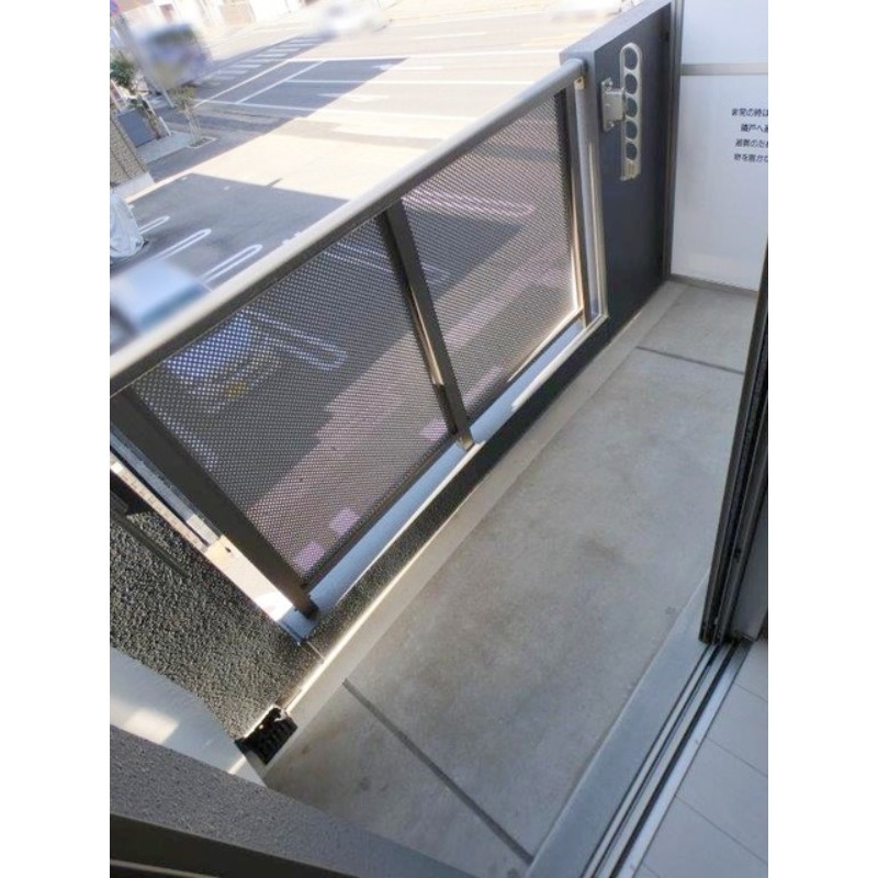 バルコニー　図面と現状に相違がある場合には現状を優先