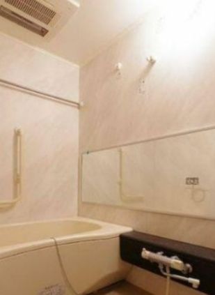 バス・シャワールーム　※同タイプ部屋画像参照