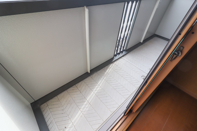 バルコニー　図面と現状に相違がある場合には現状を優先