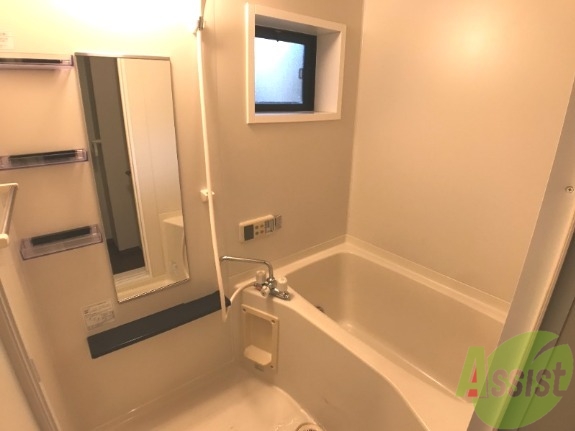 バス・シャワールーム　疲れた時はゆっくり湯船に浸かってリラックス♪