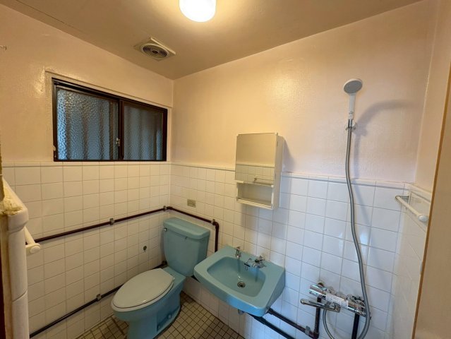 バス・シャワールーム　呉屋ビル★那覇市寄宮エリア