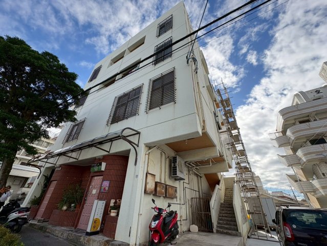 建物外観　呉屋ビル★那覇市寄宮エリア