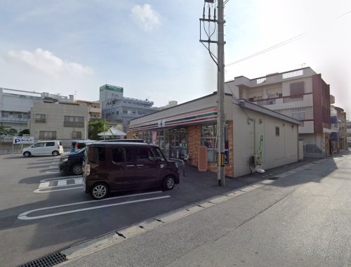 コンビニ　セブンイレブン 那覇壷屋二丁目店（コンビニ）まで492m