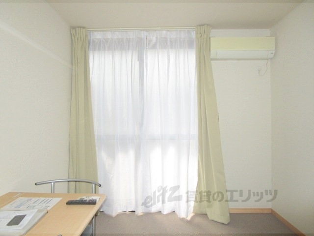 居室・リビング　洋室