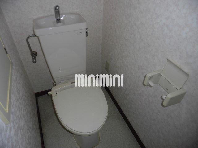 トイレ　１階にあるトイレです。