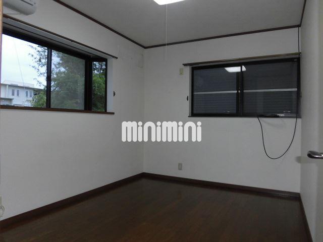 居室・リビング　２階の洋間６畳です。