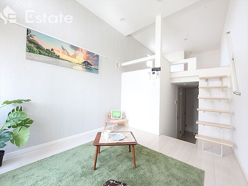 居室・リビング　内装