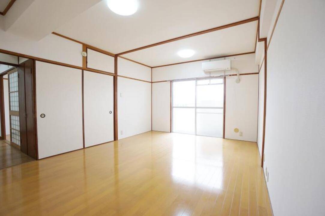 居室・リビング　リビング