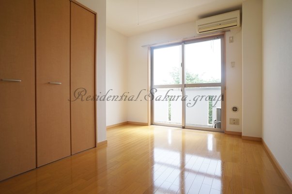 その他設備　室内エアコン付き♪