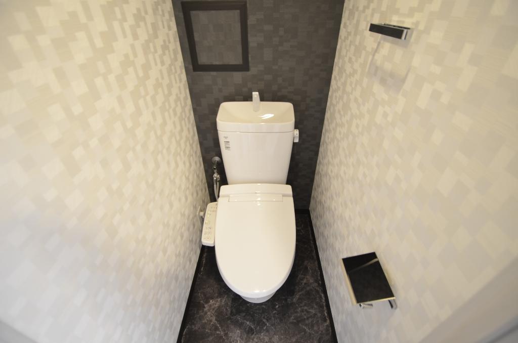 トイレ　シャワー付トイレ