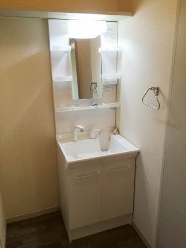 洗面設備　シャンプードレッサー