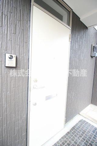 玄関　シンプルで使いやすい玄関です