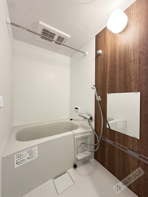 バス・シャワールーム　追い炊き・浴室暖房乾燥機付きバスルーム♪