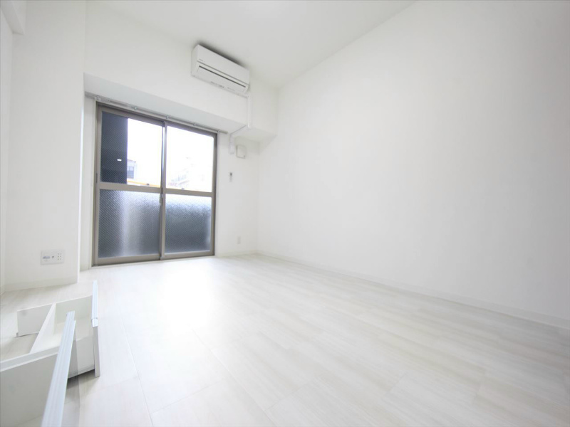 その他部屋・スペース　洋室10.9帖　エアコン完備　南面バルコニー